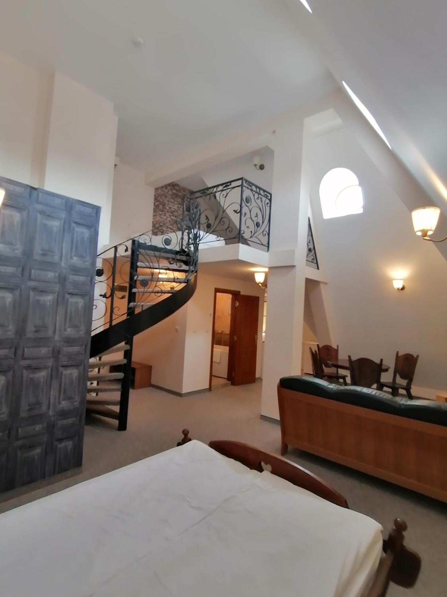 Hotel Aristokrat Obzor Exterior photo