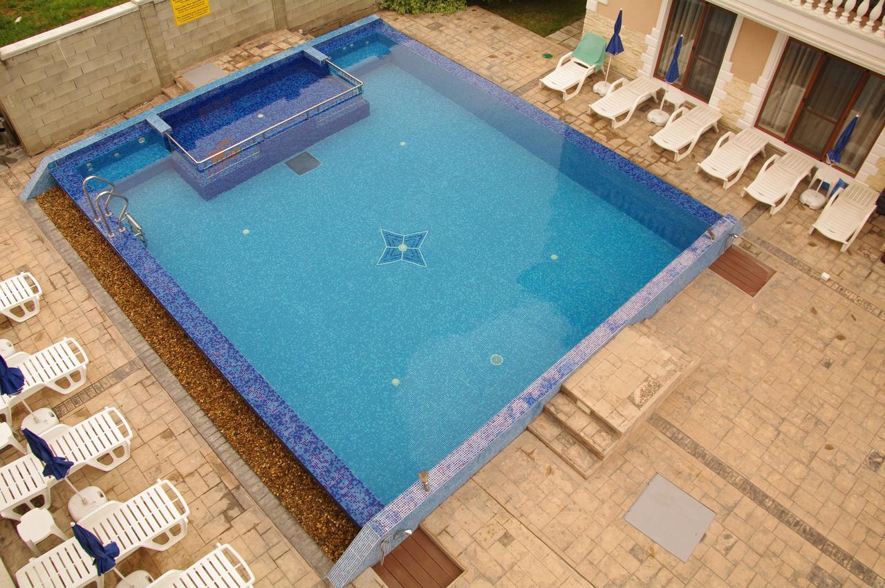 Hotel Aristokrat Obzor Exterior photo