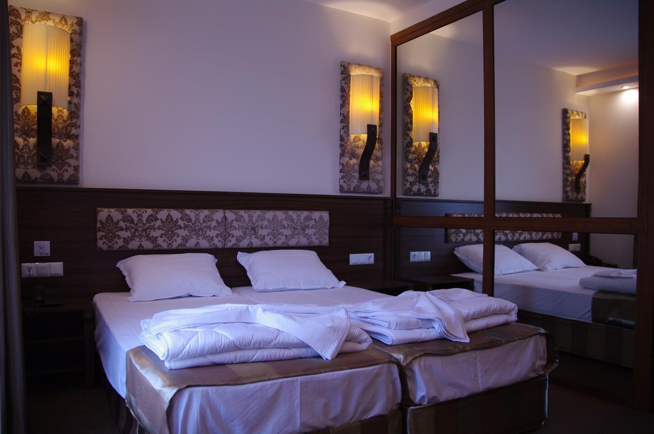 Hotel Aristokrat Obzor Exterior photo