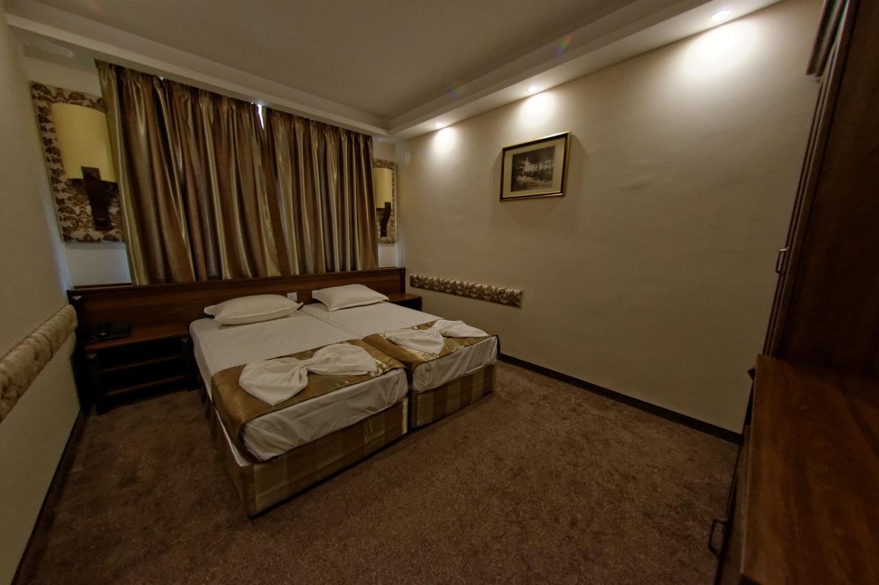 Hotel Aristokrat Obzor Exterior photo