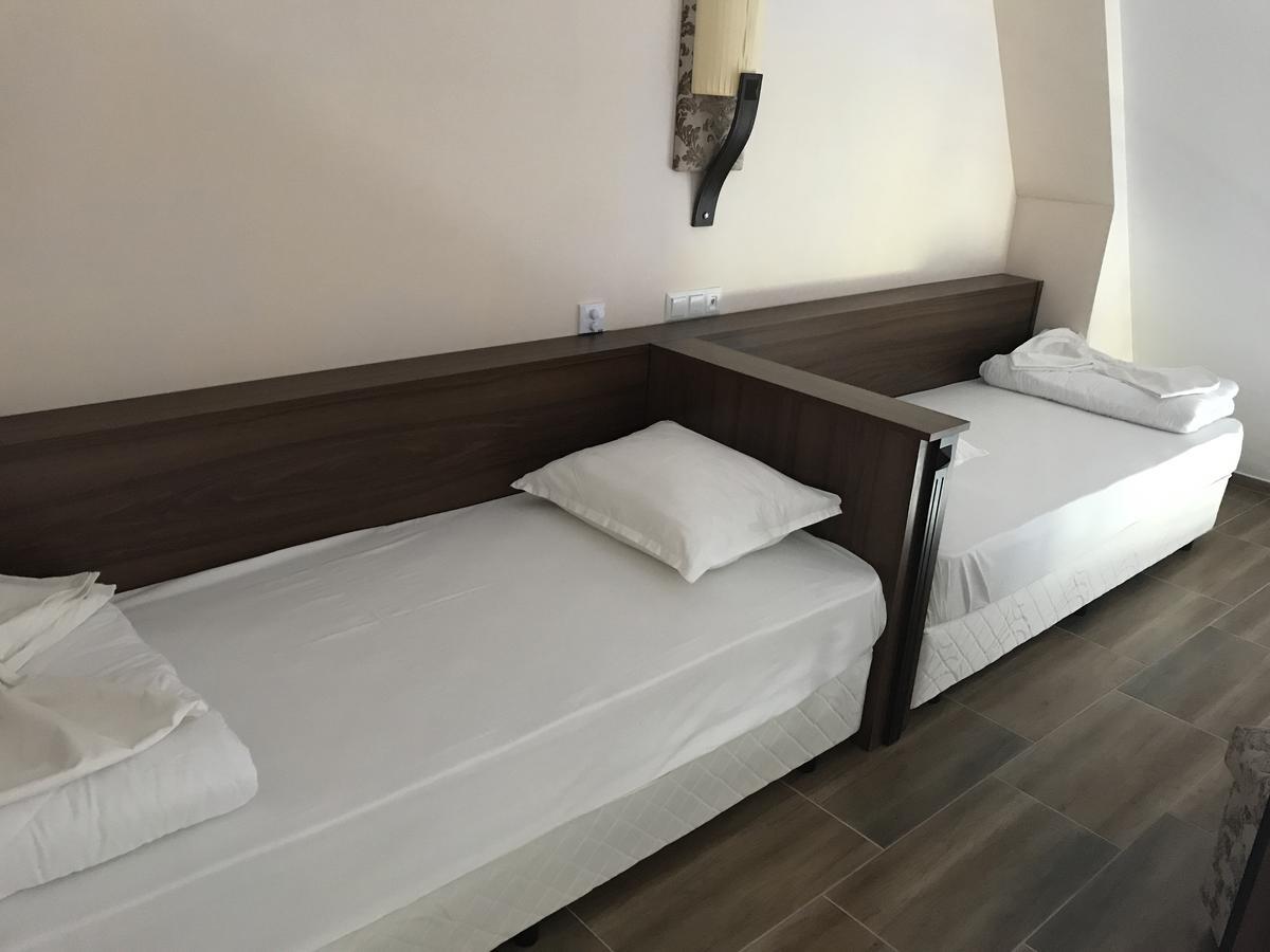 Hotel Aristokrat Obzor Exterior photo
